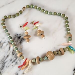 Vintage Shell & Wooden Necklace & Earring Set